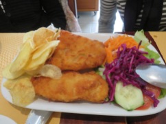 Lise and Diane shared this lightly breaded fish platter.